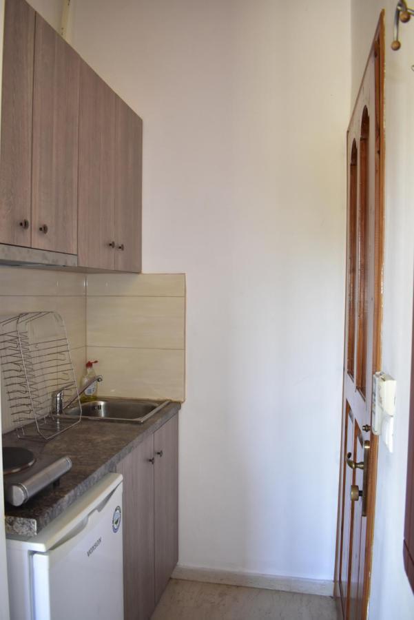 Michalis Place Apartments Vasilikí Eksteriør bilde