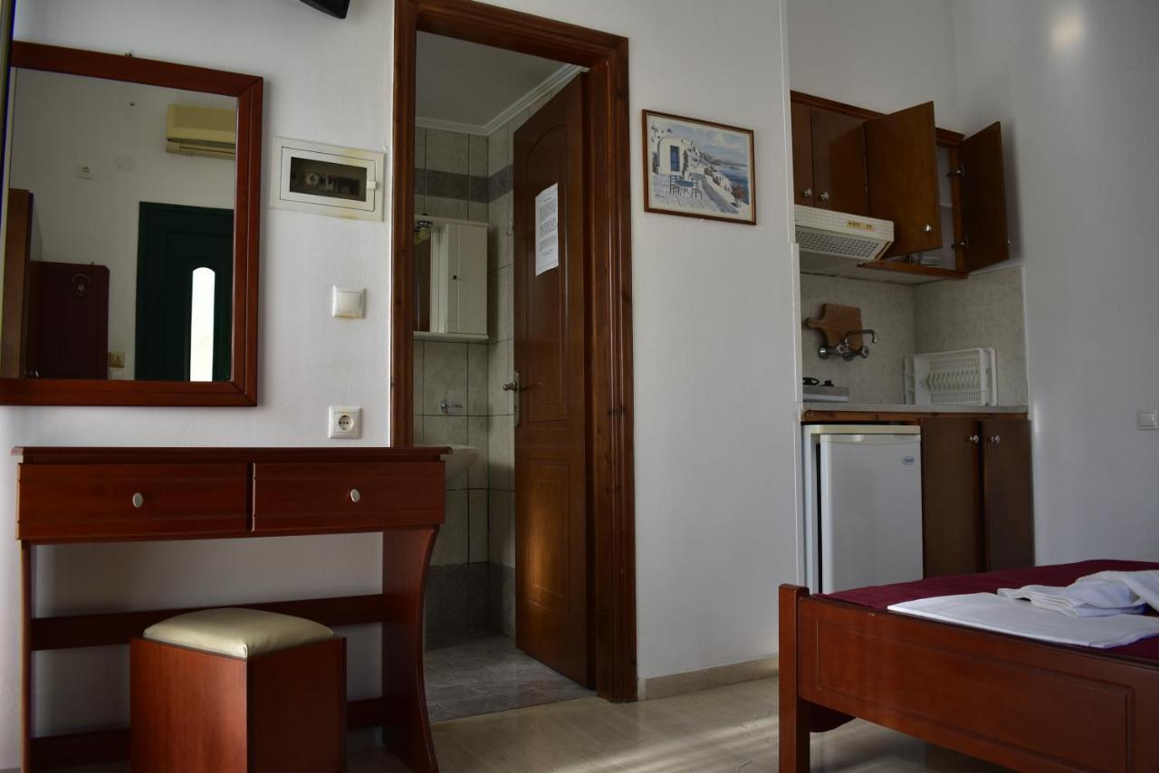 Michalis Place Apartments Vasilikí Eksteriør bilde