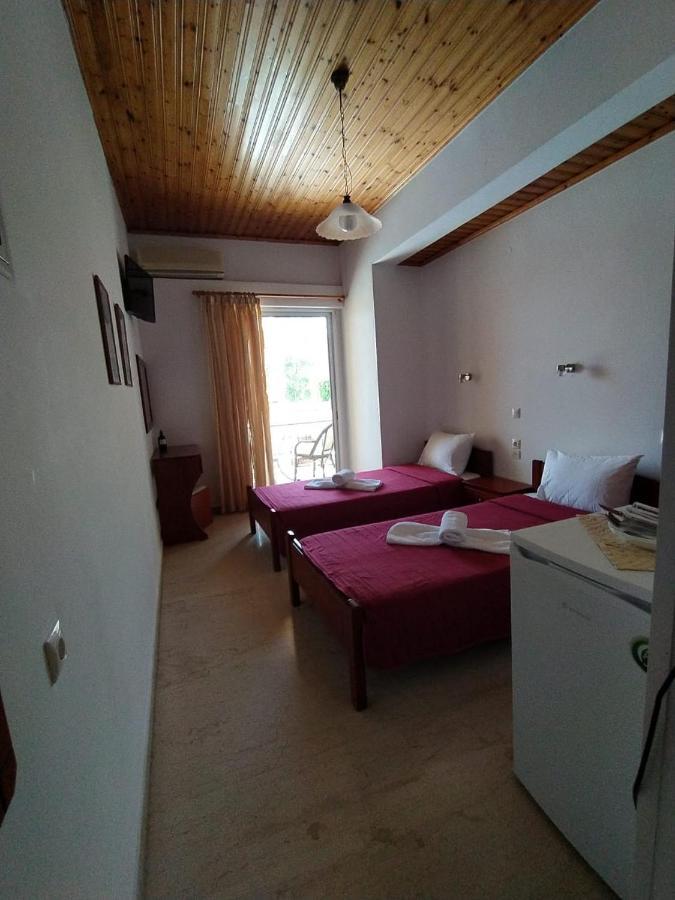 Michalis Place Apartments Vasilikí Eksteriør bilde